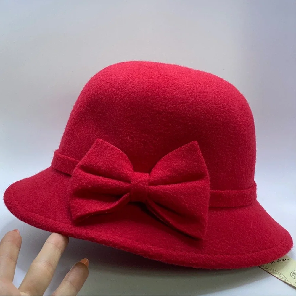 NWT Vintage Style Red Felt Cloche Structured Hat Bow Retro Elegant Coquette